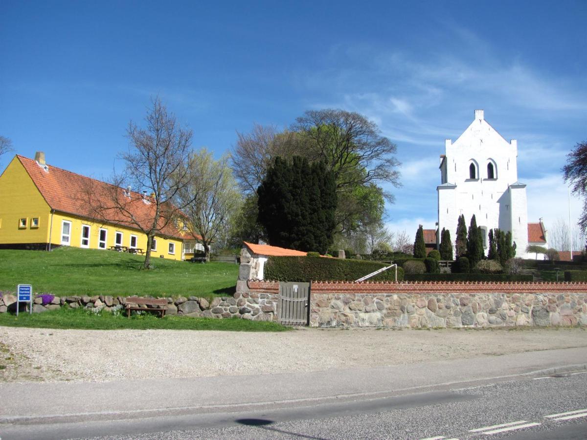 Tisvildehegn Bandb Helsinge Exterior photo